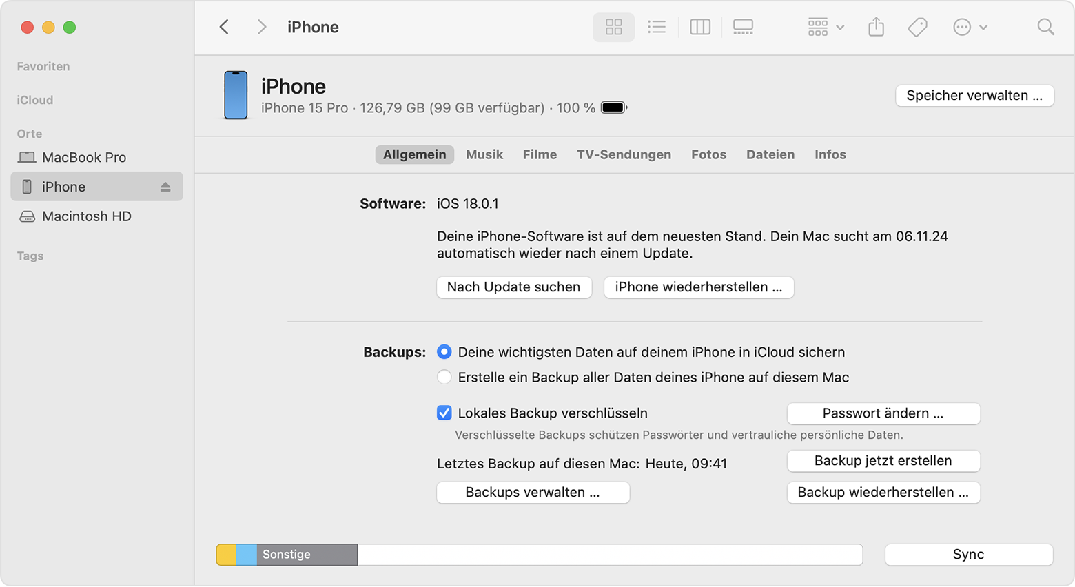 Ein Finder-Fenster mit den Optionen zur Suche nach einem Update oder zur Wiederherstellung deines iPhone