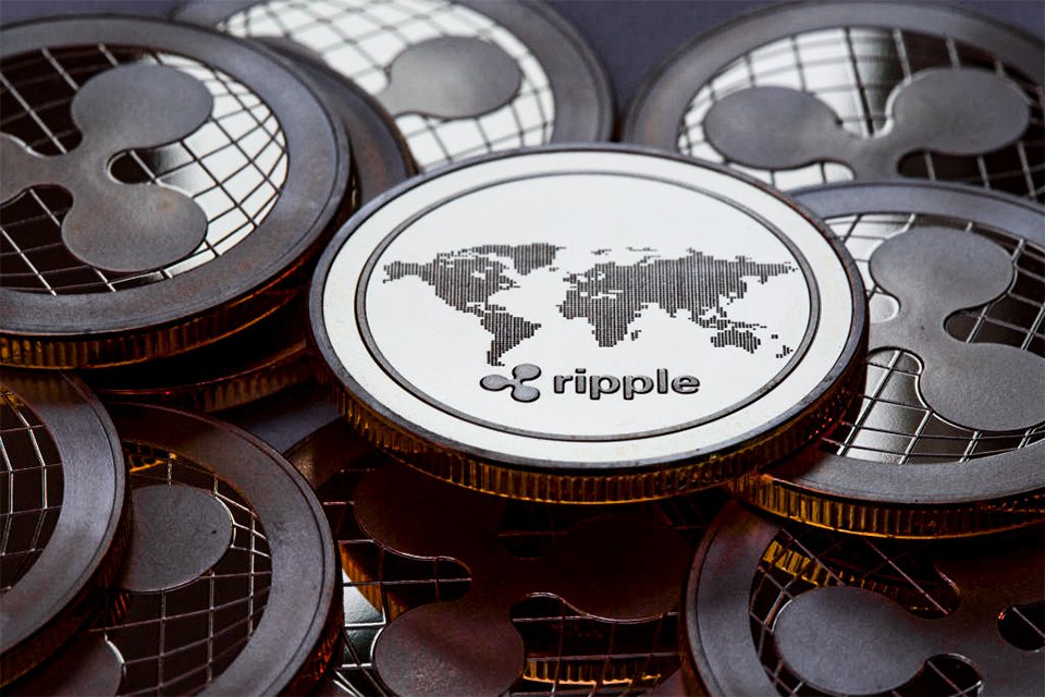 XRP salta mais de 7% e lidera recuperação no mercado cripto após perdas com DeepSeek