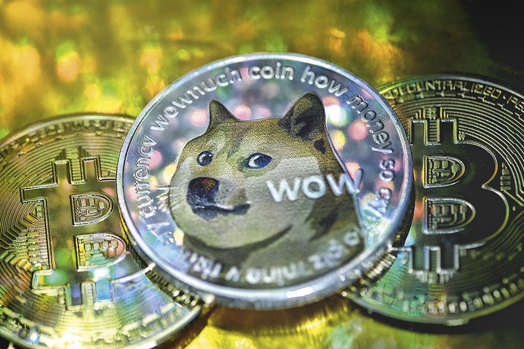 Dogecoin, XRP e Solana lideram novos pedidos de ETFs nos Estados Unidos