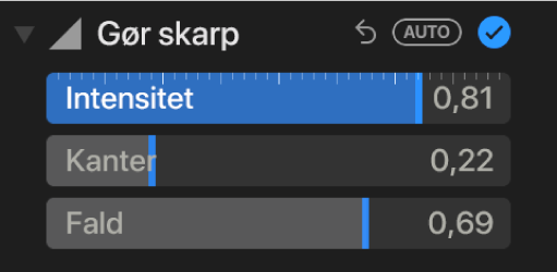 Betjeningsmulighederne til Gør skarp i vinduet Juster, der viser mærkerne Intensitet, Kanter og Fald.