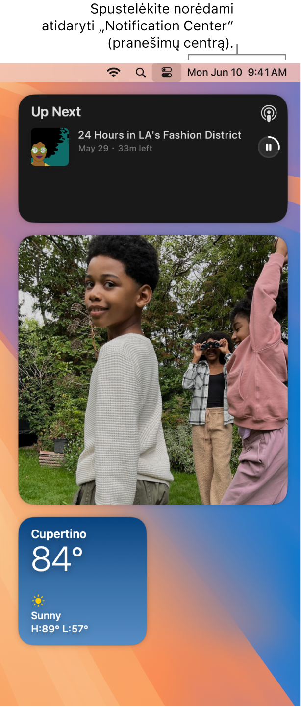 „Notification Center“ su pranešimais ir valdikliais, skirtais „Calendar“, „Weather“, „Clock“ ir „ScreenTime“.