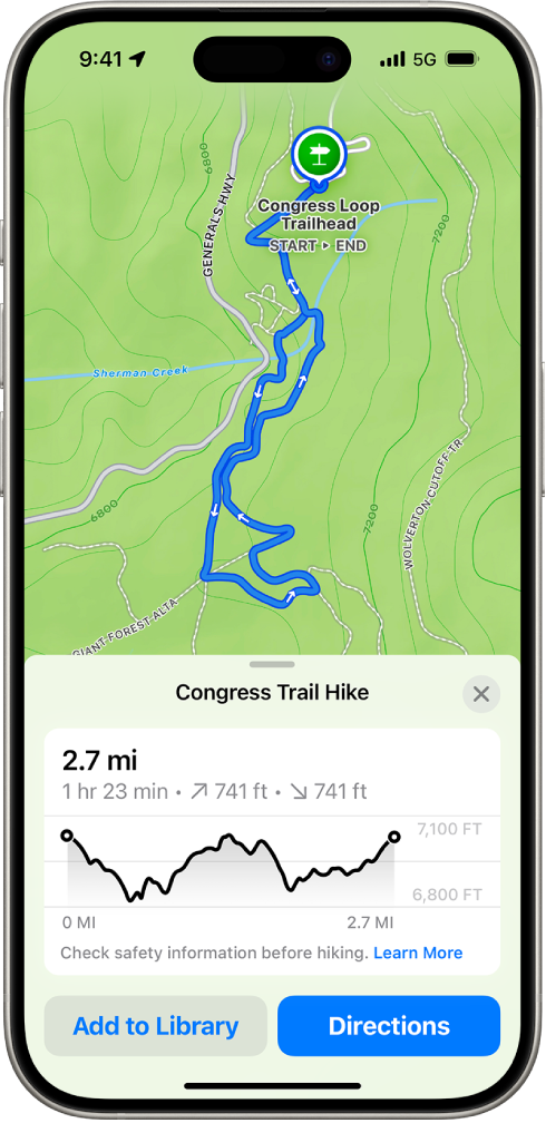 Topografická mapa v apke Mapy zobrazujúca turistickú trasu. V spodnej časti obrazovky je graf stúpania, tlačidlo Pridať do knižnice a Trasa.