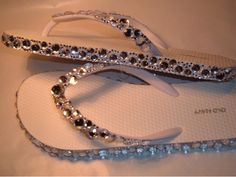 Decorated Flip Flops, Flip Flops Diy, Fancy Flip Flops, Flip Flop Craft, Bling Flip Flops, Decorating Flip Flops, Diy Sandals, Navy Sandals, Diy Shoe