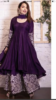 Full Sleeves Top, Designer Sharara, डिजाइनर कपड़े, Pakistani Party Wear Dresses, Pakistani Party Wear