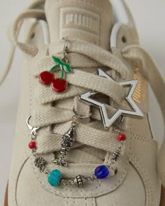 Shop Shoe, Shoes Charms, Dope Jewelry Accessories, Diy Sneakers, Shoe Decoration, Pretty Shoes Sneakers, Shoe Designs, Decorated Shoes, Bag Charms