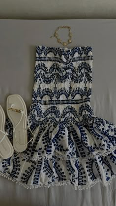 Chic Ootd, Tiered Mini Dress, Looks Party, Looks Chic, Strapless Mini Dress, Cute Everyday Outfits, Summer Fashion Outfits, Really Cute Outfits, A Line Dresses