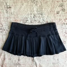 summertime Fashion Millennium retro sweet pleated mini skirt Low rise letter pleated skirt trousers Low Rise Skirts, Summer Mini Skirt, Skirt Trousers, Sport Skirt, Girls Y2k, Punk Streetwear, Sweet Clothes, Y2k Skirt, Tube Skirt