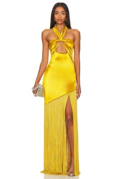 21 Bday Outfit, Wedding Dress Guest Ideas, Tequila Sunrise Bachelorette, Beach Formal Attire, Ibiza Trip, Formal Sorority, Pageant Photography, Beach Formal, Outfit Yellow