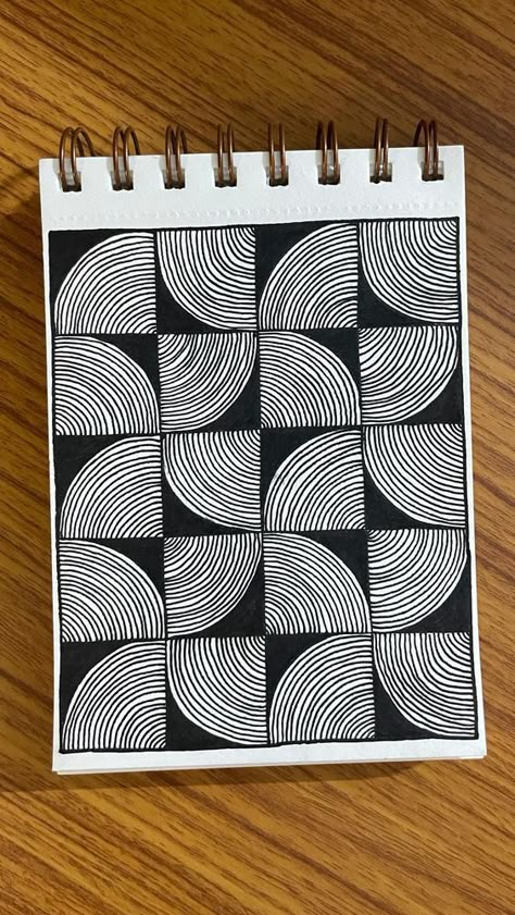 Doodle #doodle doodles #doodles drawing ideas #drawingideas 1.196 Zen Art Patterns, Simple Pen Art Doodles, Notebook Designs Cover, Organic Zentangle Patterns, How To Draw Doodles, Trippy Patterns To Draw, White And Black Drawing, Easy Sketches To Draw, Relaxing Drawing Ideas