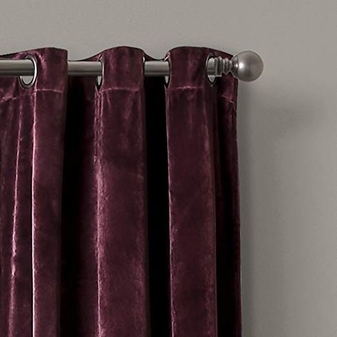 Dark Theme Bedroom, Home Movie Room, Color Block Curtains, Curtains Living Room Modern, Deco Bar, Velvet Room, Art Deco Bar, Velvet Drapes, Windows Ideas