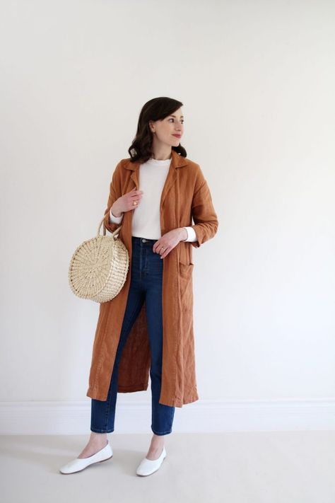 PAST SPRING FAVES - 6 NEW WAYS Duster Outfit, Linen Duster, Wardrobe Colors, Spring Closet, Fall Skirt, Teacher Fits, Wardrobe Architect, Oversized Jean Jacket, What Not To Wear