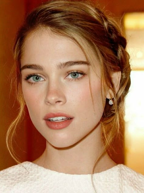 Blonde With Blue Eyes, Feminine Face, Blonde Hair Blue Eyes, Penteado Cabelo Curto, Model Face, Female Face, American Beauty, Hair Dos, A Face