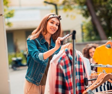 Display Clothes At Yard Sale, Garage Sale Clothes Display, Garage Sale Ideas Display, Garage Sale Clothes, Top 10 Business Ideas, Reselling Thrift Store Finds, What Can I Sell, Garage Sale Ideas, Online Garage Sale