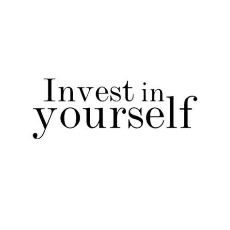 100 Inspirational and Motivational Quotes of All Time! (85) Invest In Yourself, Boss Girl, Life Quotes Love, Inspirational Quotes Motivation, Quote Aesthetic, Note To Self, Love Yourself, Great Quotes, Inspiring Quotes