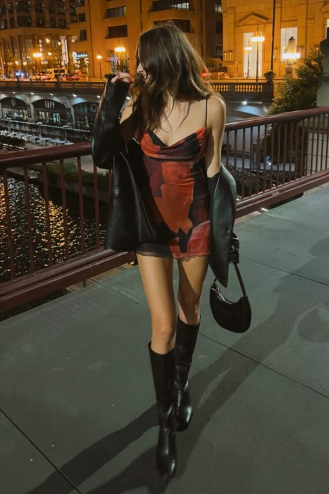 City Aesthetic Night Outfit, Hot Feminine Energy, Stargirl Aesthetic Photoshoot, City Night Aesthetic Outfits, Dark Feminine Y2k, Red Stargirl Aesthetic, Miami Bar Outfit, Black Cat Energy Aesthetic Outfit, Summer Dark Feminine