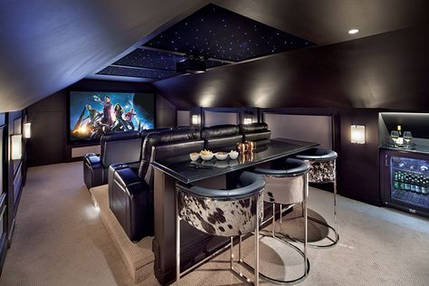 Media Room Ideas Theatres, Theatre Room Ideas, Theater Room Ideas, Movie Theater Room, Sala Cinema, Movie Theater Rooms, Basement Home Theater, Home Theater Room Design, Home Theater Ideas