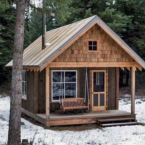 Small Cabin In The Woods, Casa Hobbit, Small Log Cabin, Wooden Cabin, Hunting Cabin, Guest Cabin, Cabin House Plans, Tiny Cabins, Little Cabin