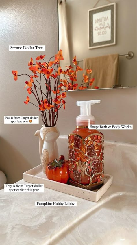 Fall Decor Ideas Small House, Halloween Diy Apartment, Fall Pitcher Decor, Bathroom Decor For Fall, Restroom Fall Decor, Diy Fall Leaf Decor, Fall Decor Ideas For The Home Bathroom, Small Front Steps Fall Decor Ideas, Bathroom Thanksgiving Decor