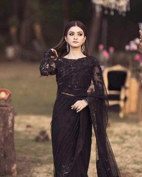 Black Saree Designs, Black Sarees, Black Sari, Saree Black, Sarees For Girls, Pakistani Formal Dresses, Latest Bridal Dresses, Desi Fits, Bridal Dresses Pakistan