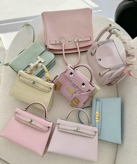 Feminine Habits, Trending Bags, My Style Bags, Fendi Bag, Luxury Bags Collection, Hermes Kelly Bag, Dream Bags, Girly Bags, Kelly Bag