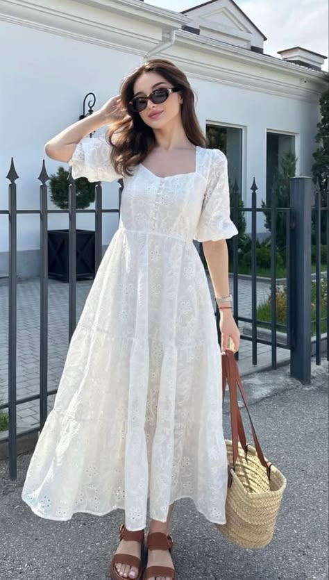 Hakoba Dress Designs, Hakoba Dress, Frock Designs For Women, Summer Frocks, White Frock, Fancy Short Dresses, Simple Frock Design, Simple Frocks, Fancy Frocks