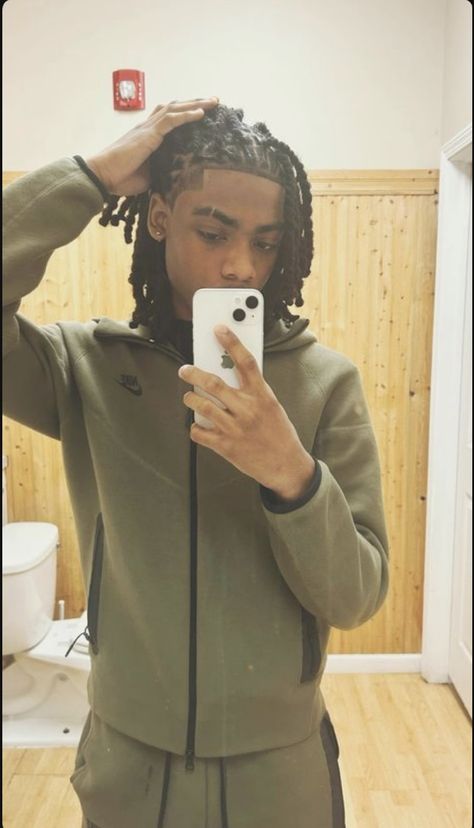 Cute Dreadheads, Box Braids Men, Black Dreads, Mens Dreads, Black Hair Cuts, Dread Heads, Cute Dreads, Dread Head, Dreadlock Hairstyles For Men