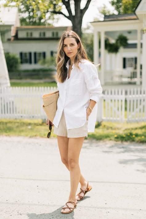 Linen Shorts Outfit, Linen Summer Outfits, Linen Shirt Outfit, White Shorts Outfit, Outfit Ideas Male, Linen Pants Outfit, White Shirt Outfits, Linen Shirts Women, Shorts Outfits Women