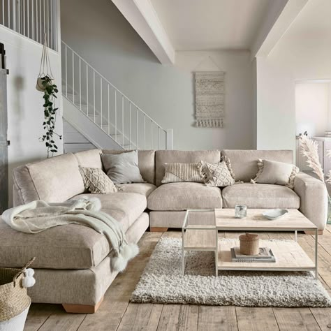 Corner Sofa Living Room, Sofa Design Ideas, Corner Sofa Design, Living Room Decor Colors, Cosy Living Room, Living Room Decor Curtains, Living Room Sofa Design, Three People, Living Room Decor Cozy