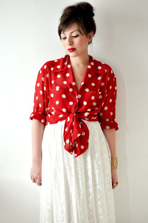 tie top + maxi White Polka Dot Blouse Outfit, Polka Dot Shirt Outfit, Polka Dot Top Outfit, Red Polka Dot Top, Keiko Lynn, Beach Crop Tops, Lace Maxi Skirt, Red Polka Dot Dress, Beautiful Wardrobe