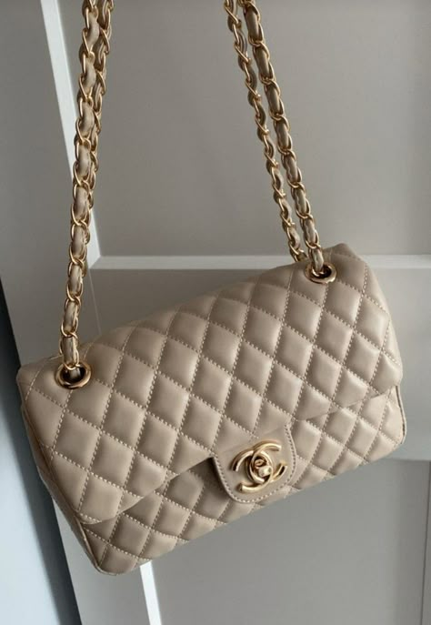 Aesthetic Chanel, University Bag, Spring Purses, Ladies Bag, Bag Aesthetic, Purses For Women, Underarm Bag, Designer Bag, My Sister