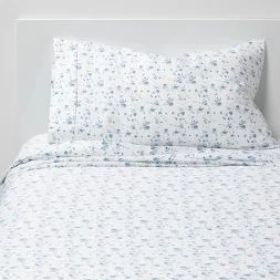 Xl Twin Floral Sheet : Target College Dorm Inspo, Costal Granddaughter, Freshman Dorm, Coastal Room, Dorm Room Inspo, Beachy Room, Blue Sheets, College Dorm Room Decor, Beach Room