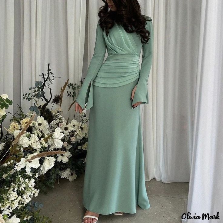 Olivia Mark - Elegant Evening Gown for Leisurely Nights Outfits For Farewell, Modest Clothing Ideas, Slim Long Dress, Abaya Outfit, Long Dresses Elegant, Ethereal Dress, Modest Dresses Fashion, African Lace Dresses, Modest Clothes