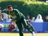 Salim Malik accuses Imad Wasim of deliberately wasting balls in Pakistan's defeat against India in T20 WC